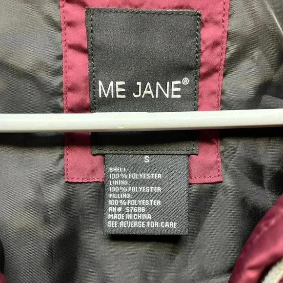 Me Jane Women's Small Burgundy Puffer Jacket Full Zip Polyester Lined NWT - Picture 6 of 6